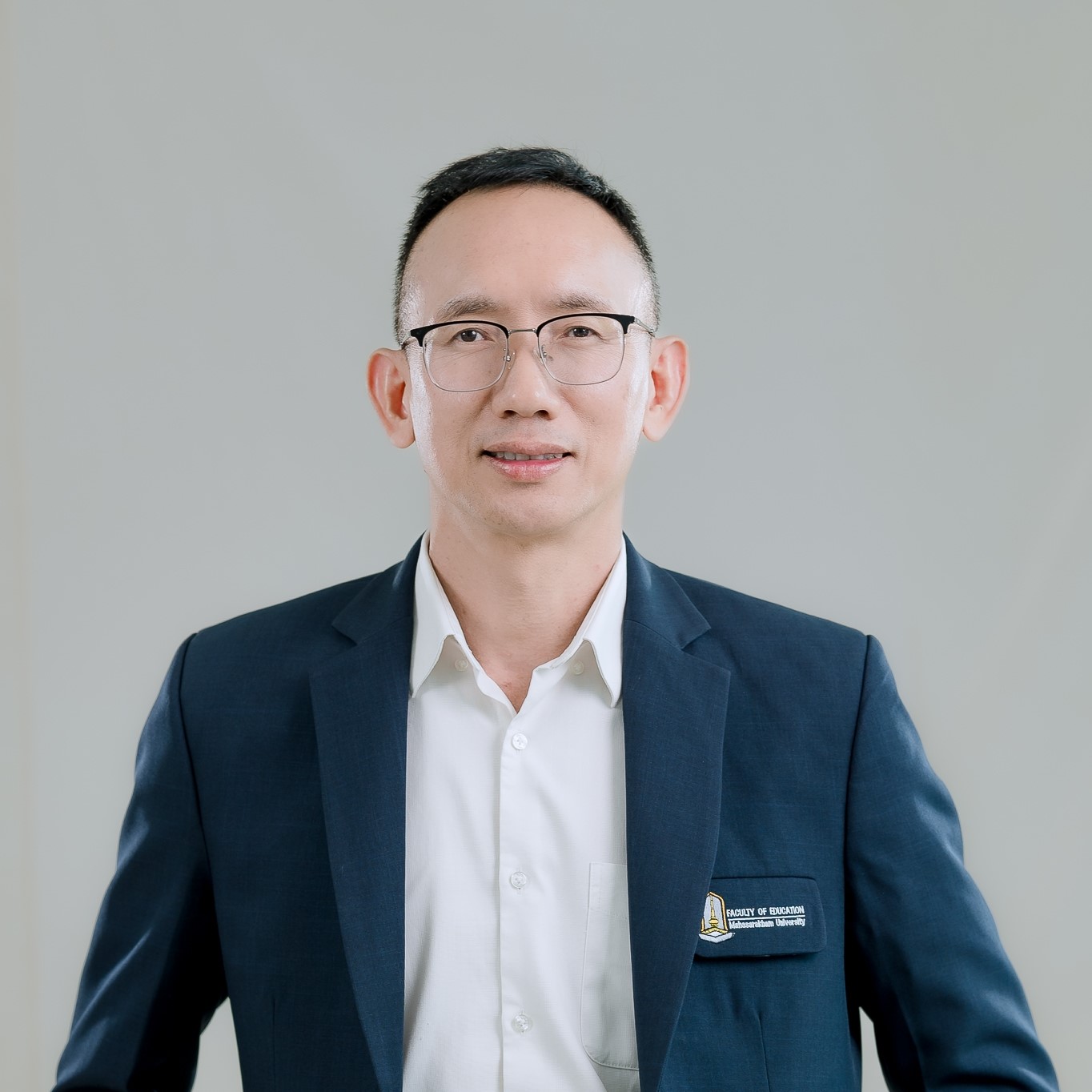 Dr. Manit Asanok